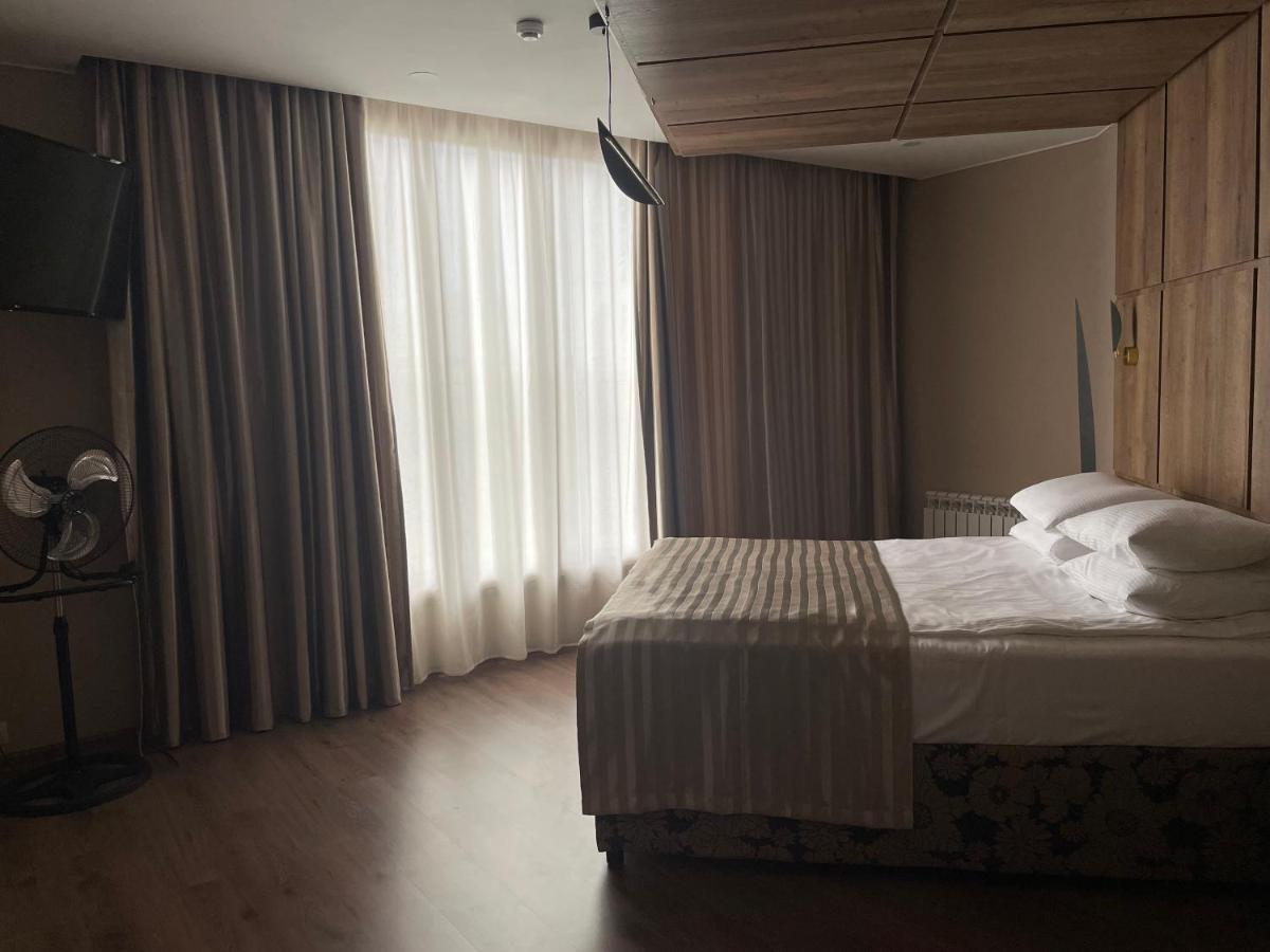 Hotel Gloria Deluxe Borovoje Eksteriør billede