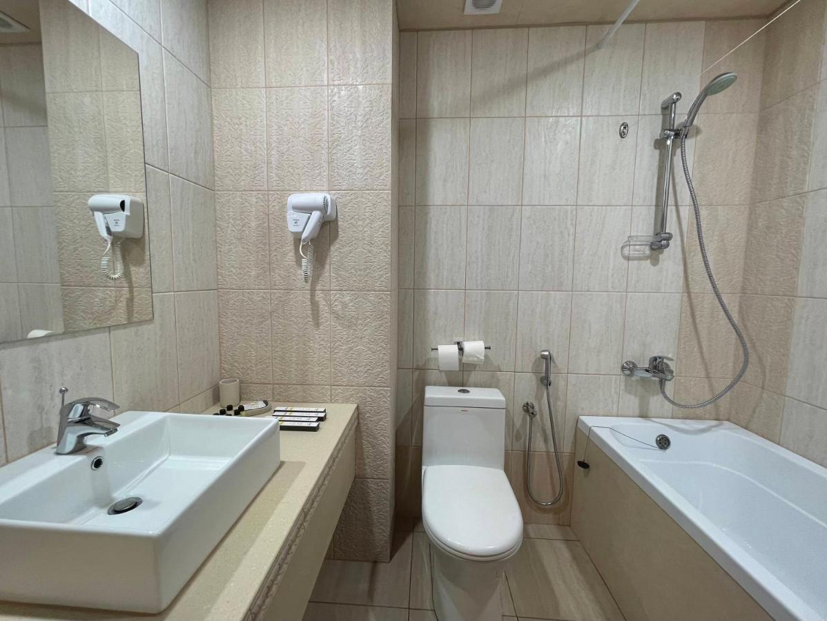 Hotel Gloria Deluxe Borovoje Eksteriør billede