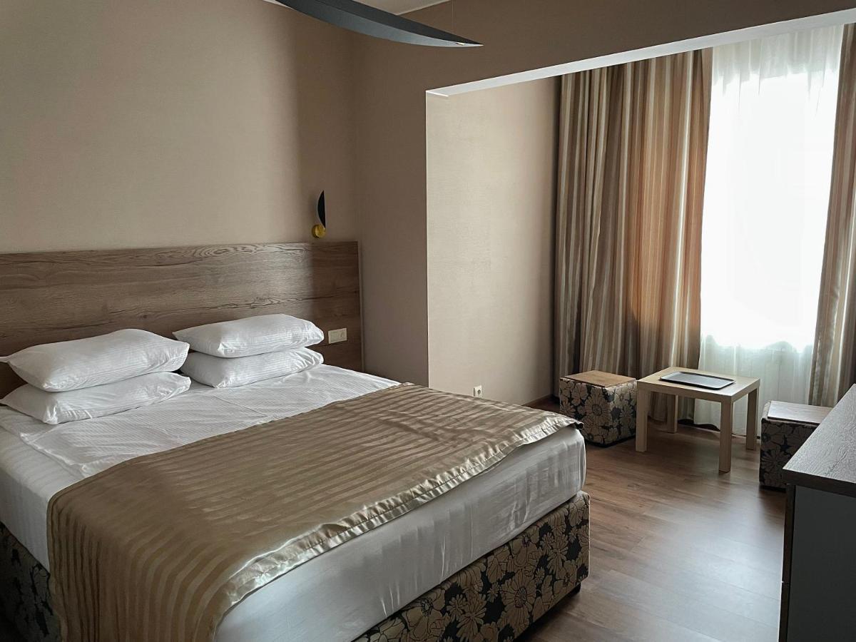 Hotel Gloria Deluxe Borovoje Eksteriør billede